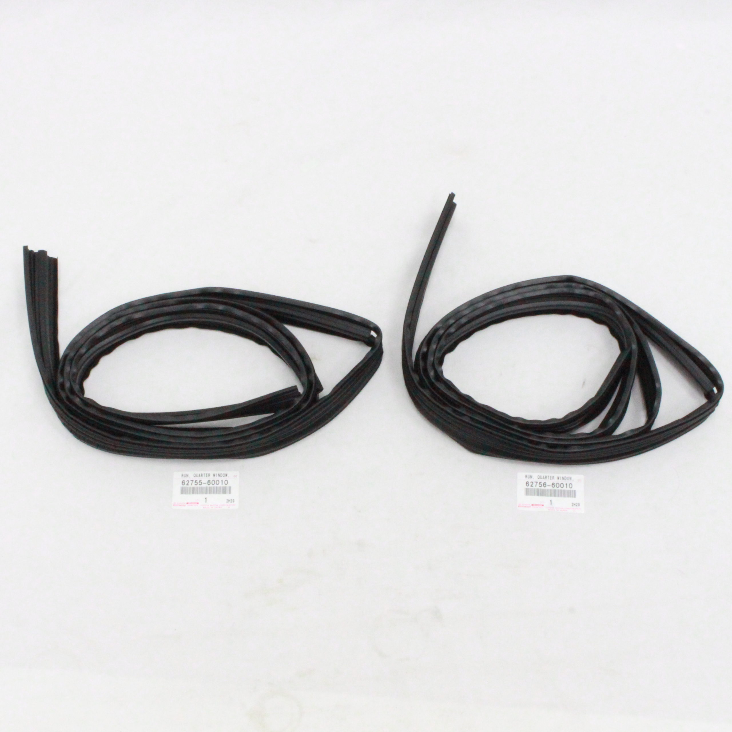 Lexus LX450 Toyota Land Cruiser Quarter Window Run Rubber Seal Right & Left