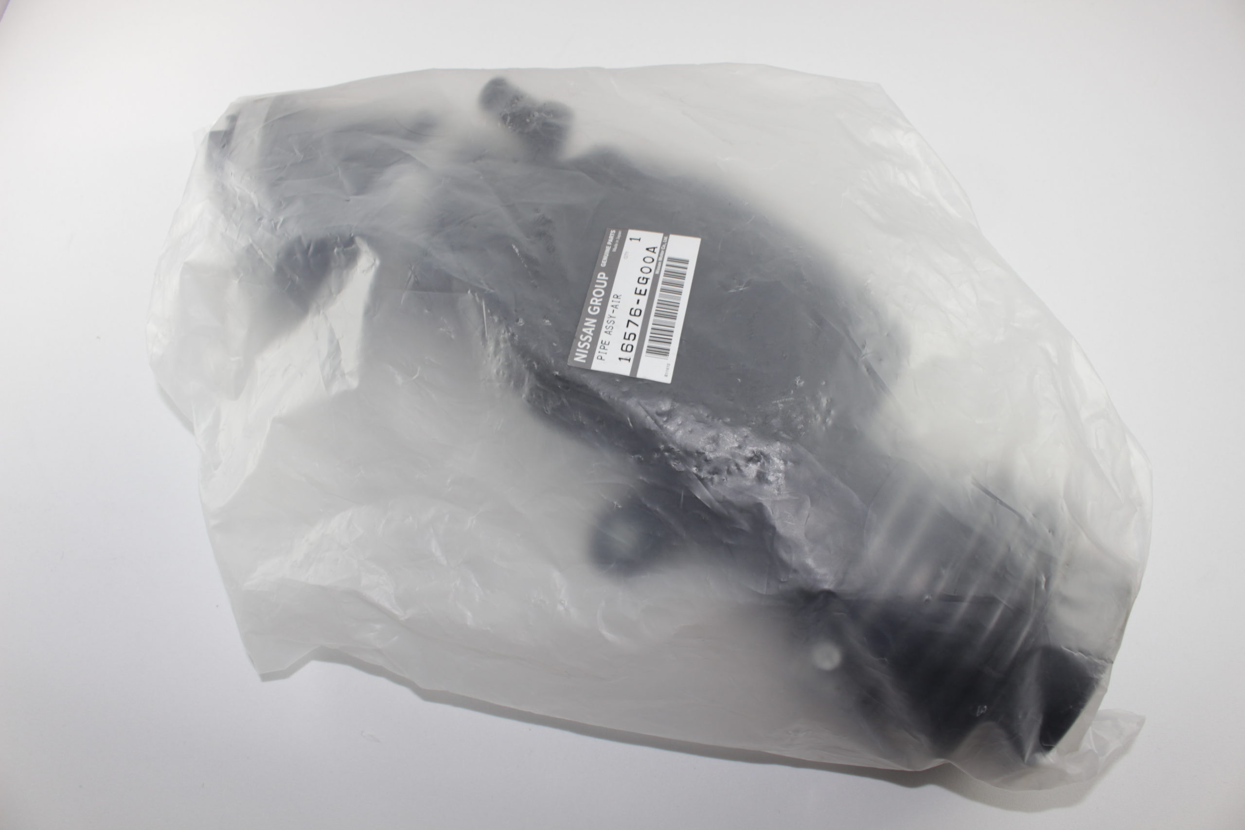 Infiniti M35 M45 2006-2008 Air Intake Cleaner Tube Box Rear Duct 16576-EG00A - Image 5