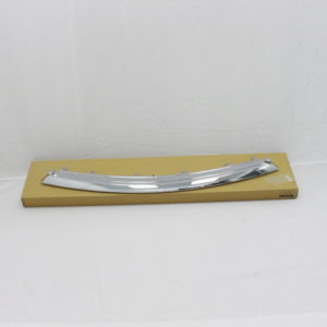 Infiniti QX56 2011-2013 QX80 2014 Lower Radiator Grille Moulding 62385-1LA0A