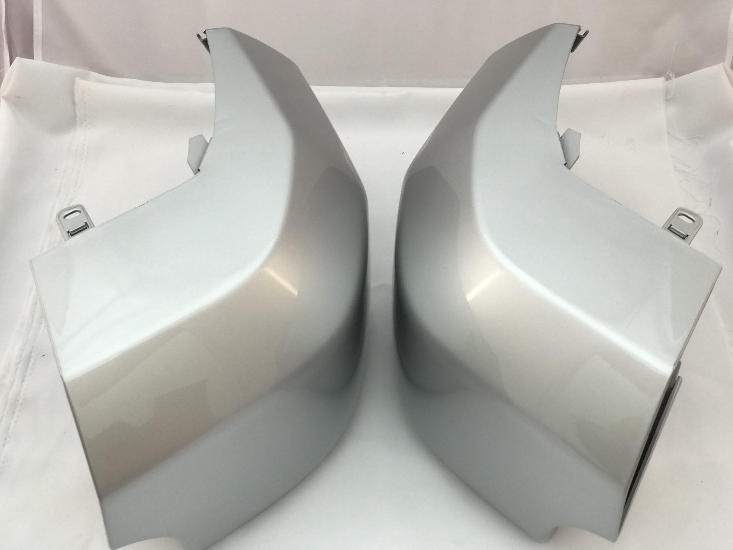 Toyota FJ Cruiser 2007-2014 Rear Corner Bumper End Cap Pad Right & Left - Image 5