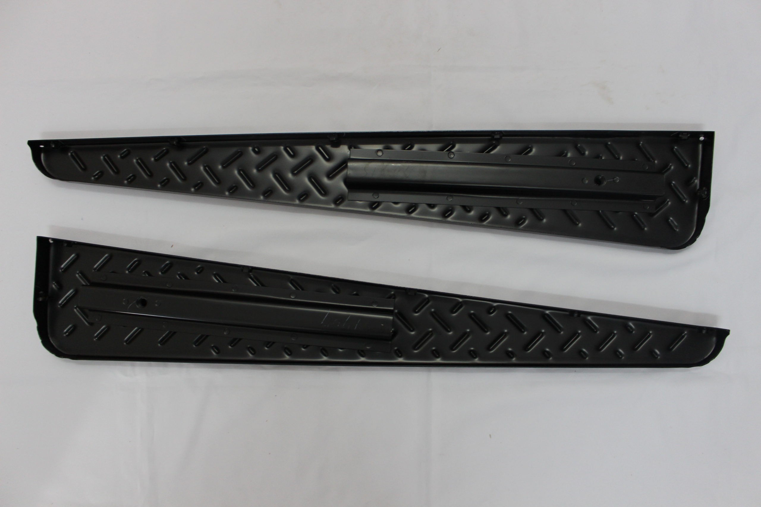 Toyota Land Cruiser 1969-1974 Front Side Step Running Board 51707-69015 - Image 5