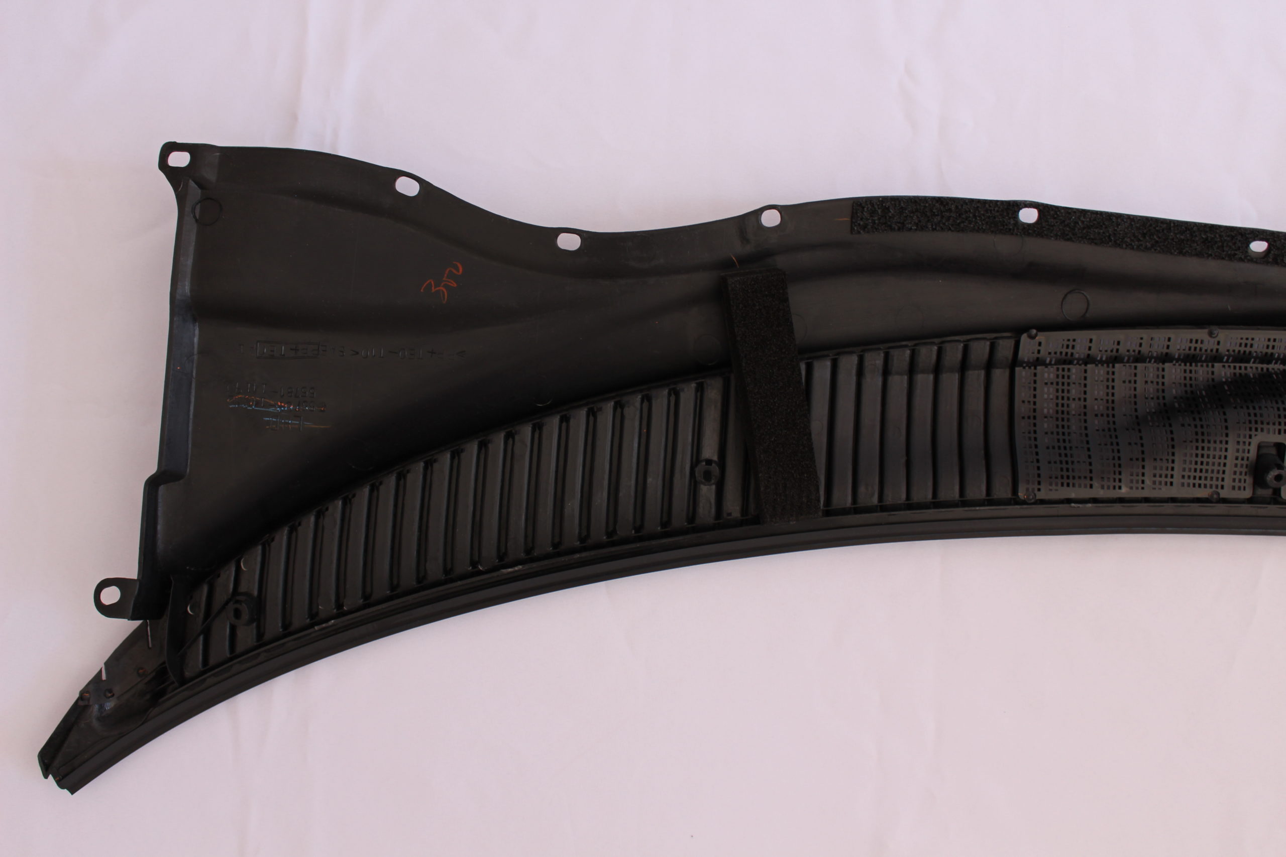 Toyota Supra JZA80 Windshield Wiper Cowl Louver Top Ventilator 55708-14030 - Image 4