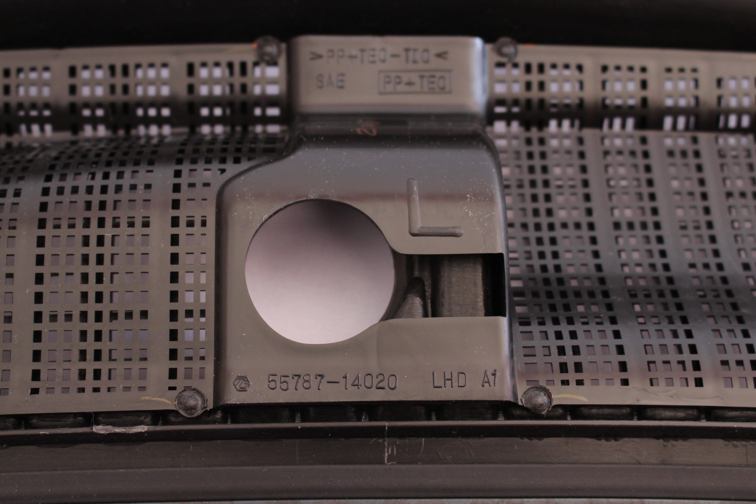 Toyota Supra JZA80 Windshield Wiper Cowl Louver Top Ventilator 55708-14030 - Image 6